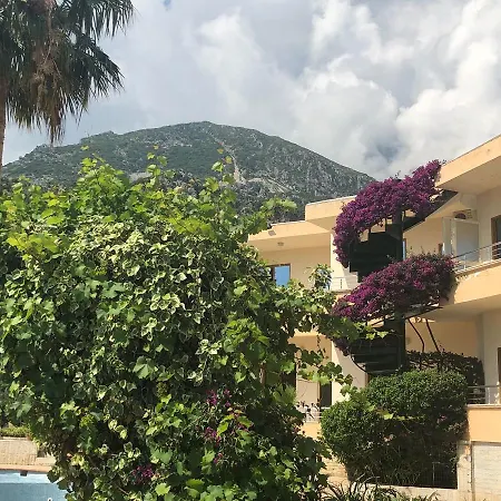 Hotel La'mer Dhermi