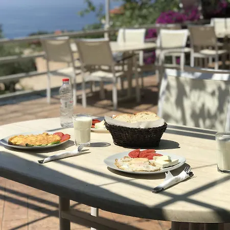 Hotel La'mer Dhermi