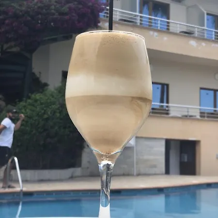 Hotel La'mer